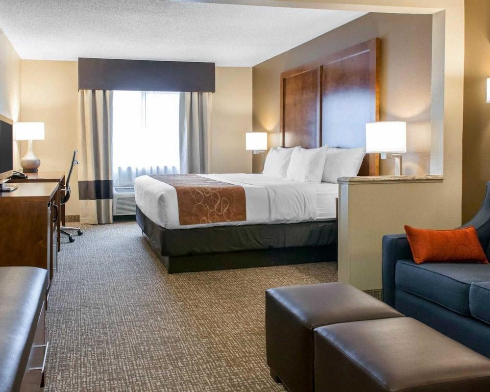 คอมฟอร์ต สวีท เทราโฮต ยูนิเวอร์ซิตี้แอเรีย Hotel Terre Haute ภายนอก รูปภาพ