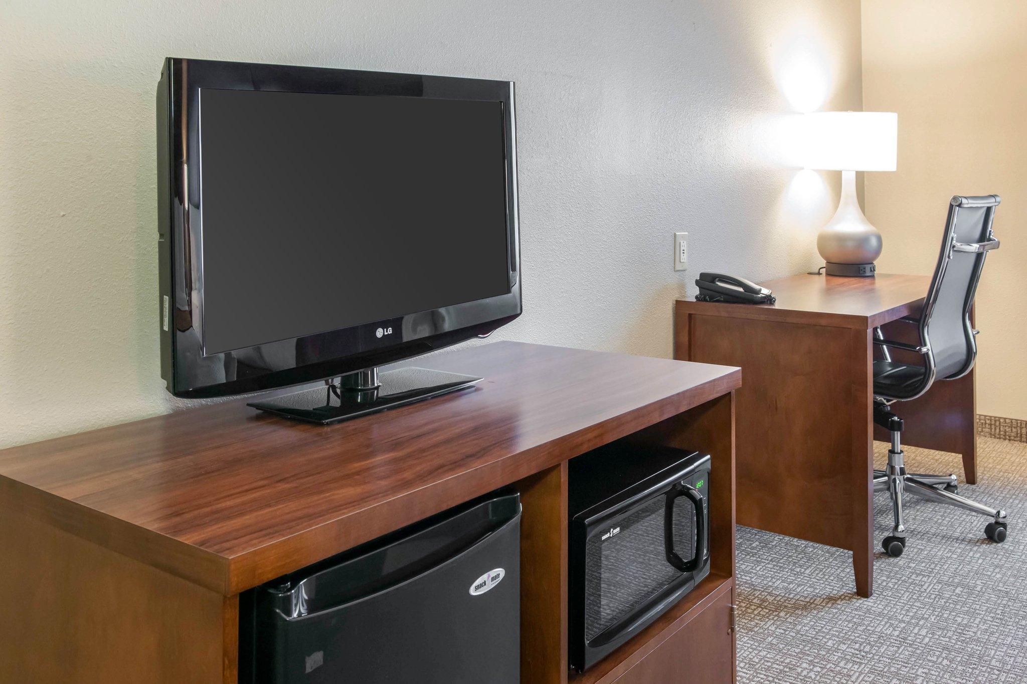 คอมฟอร์ต สวีท เทราโฮต ยูนิเวอร์ซิตี้แอเรีย Hotel Terre Haute ภายนอก รูปภาพ